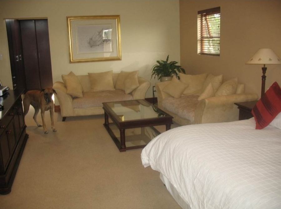 To Let 5 Bedroom Property for Rent in Woodmead Gauteng