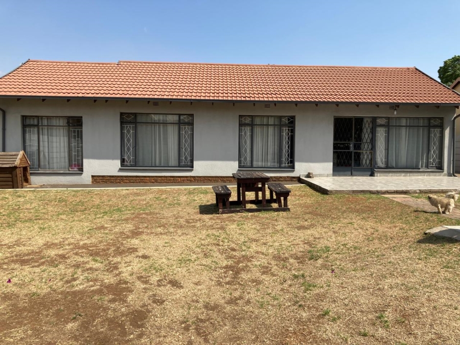 3 Bedroom Property for Sale in Mayberry Park Gauteng