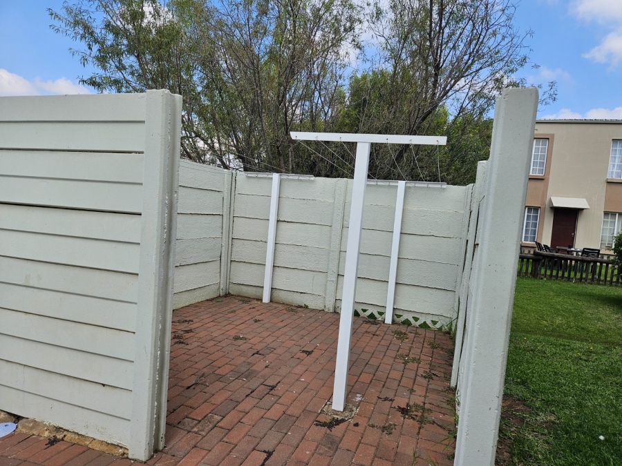 2 Bedroom Property for Sale in Brentwood Park AH Gauteng