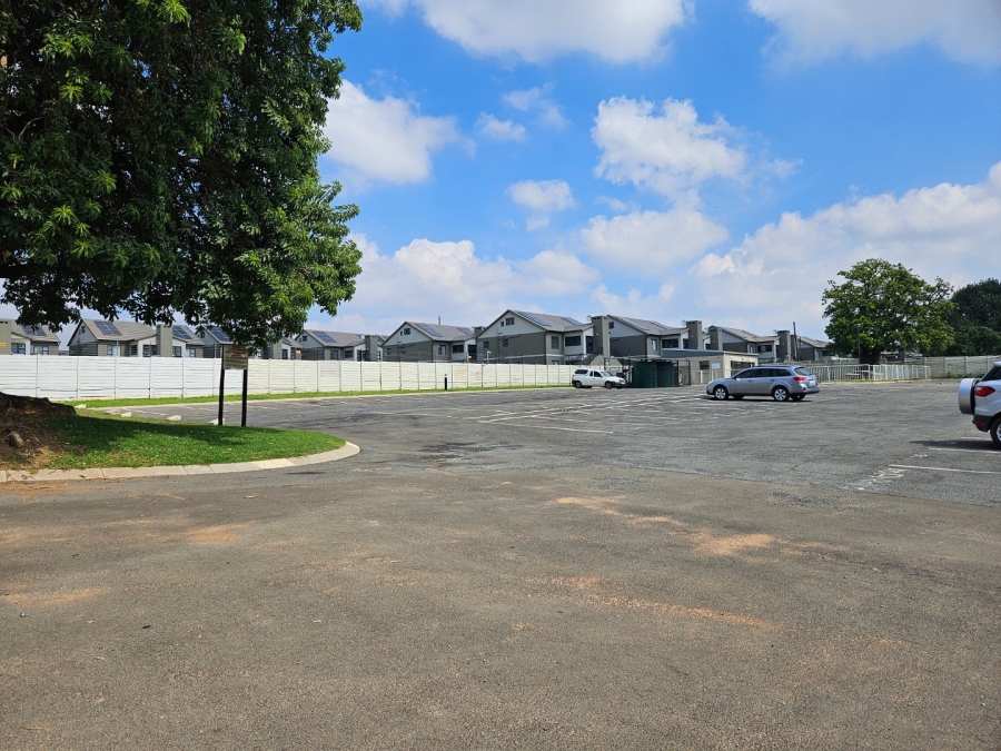 2 Bedroom Property for Sale in Brentwood Park AH Gauteng