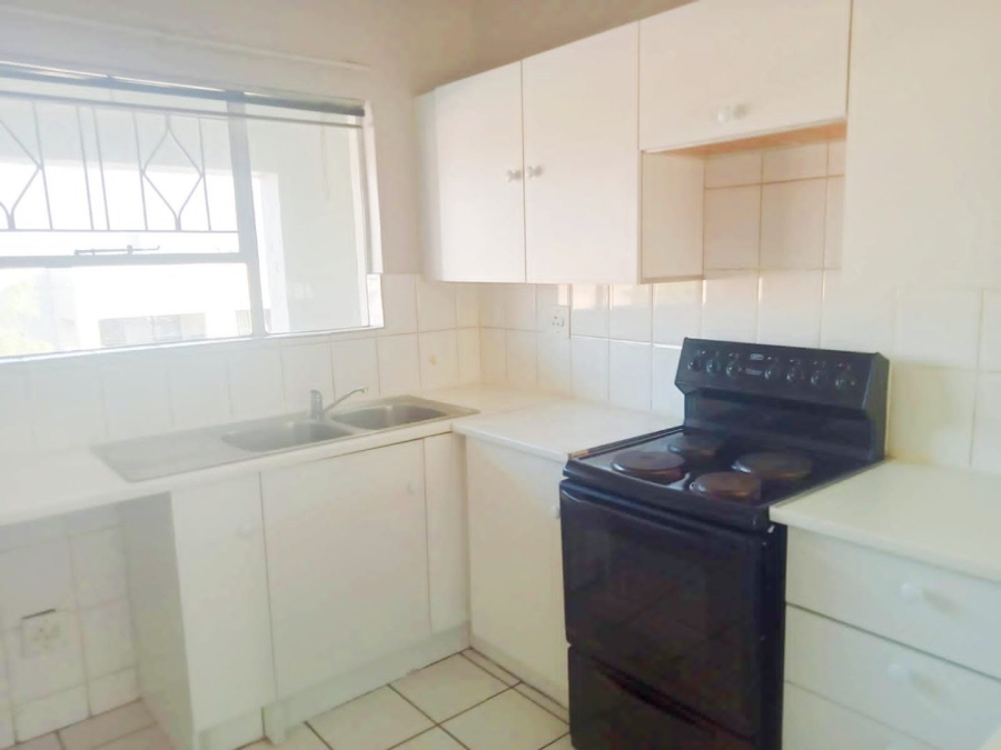 To Let 2 Bedroom Property for Rent in Vorna Valley Gauteng