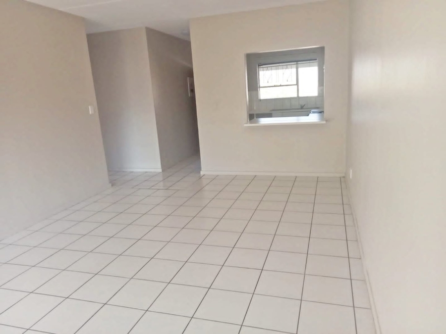 To Let 2 Bedroom Property for Rent in Vorna Valley Gauteng