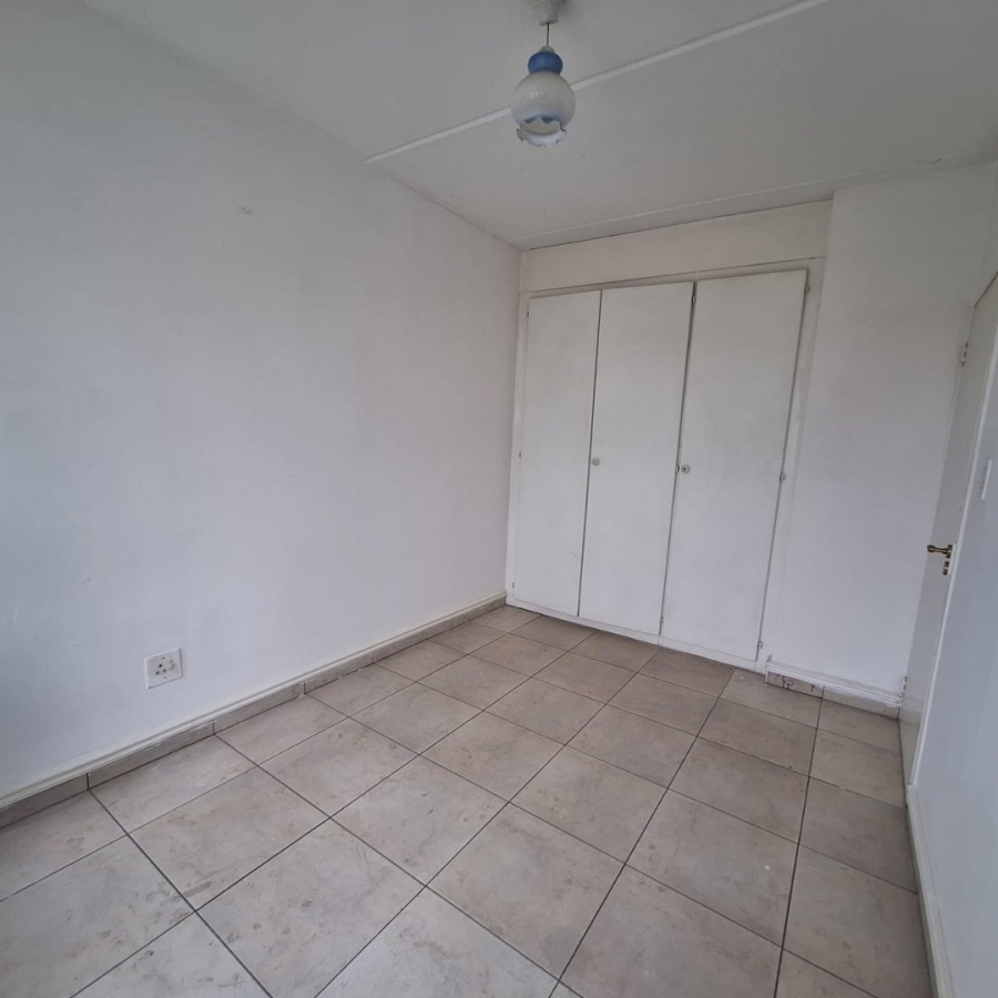 To Let 2 Bedroom Property for Rent in Vorna Valley Gauteng