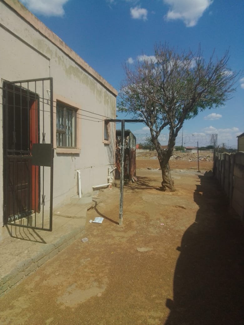 2 Bedroom Property for Sale in Geluksdal Ext 2 Gauteng