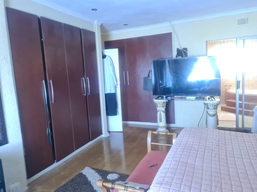 3 Bedroom Property for Sale in Dawn Park Gauteng