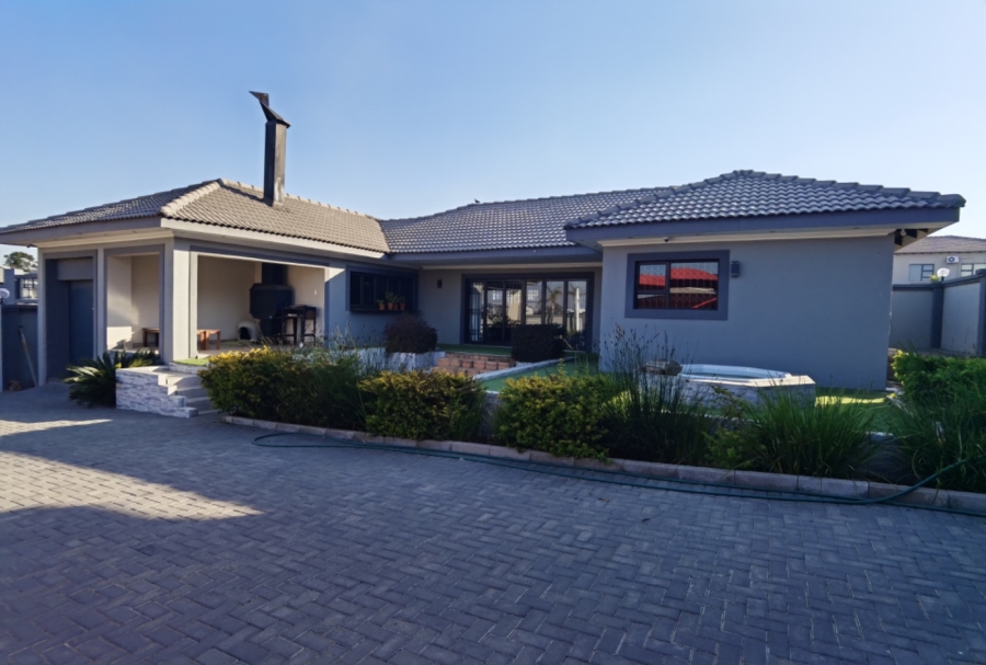 5 Bedroom Property for Sale in Kungwini Country Estate Gauteng