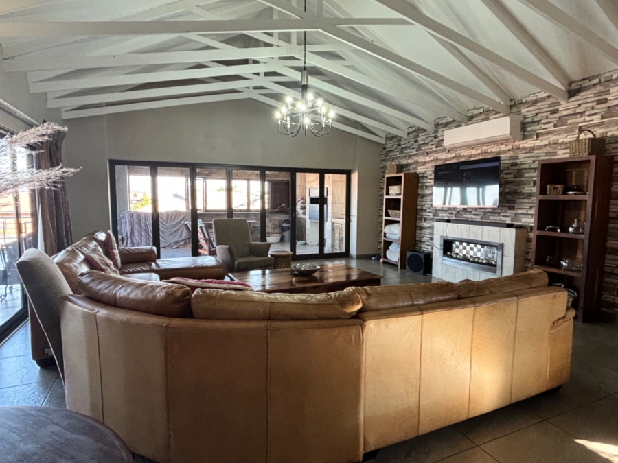 5 Bedroom Property for Sale in Kungwini Country Estate Gauteng