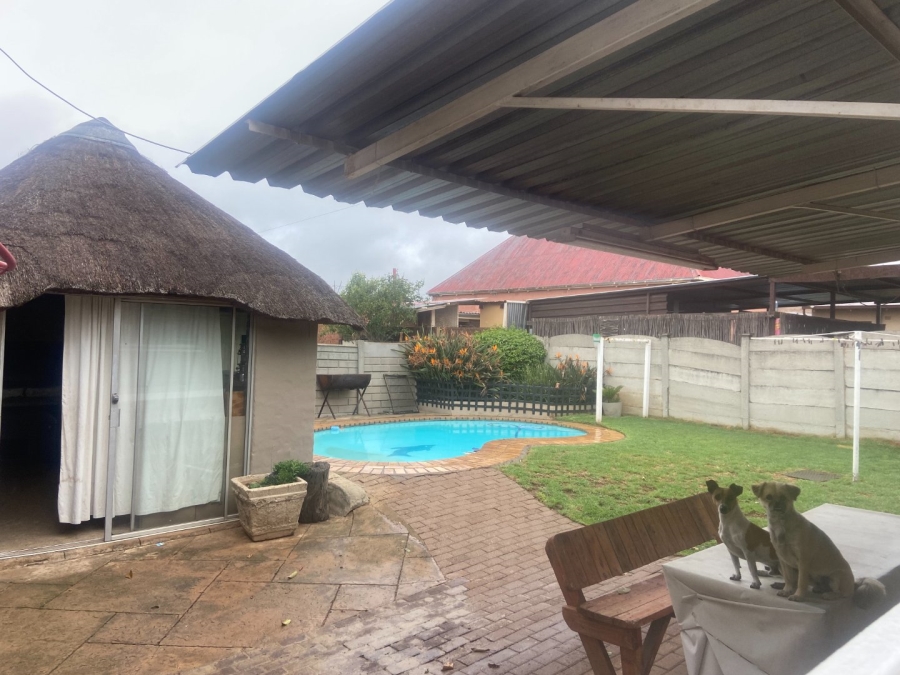 3 Bedroom Property for Sale in Krugersdorp West Gauteng