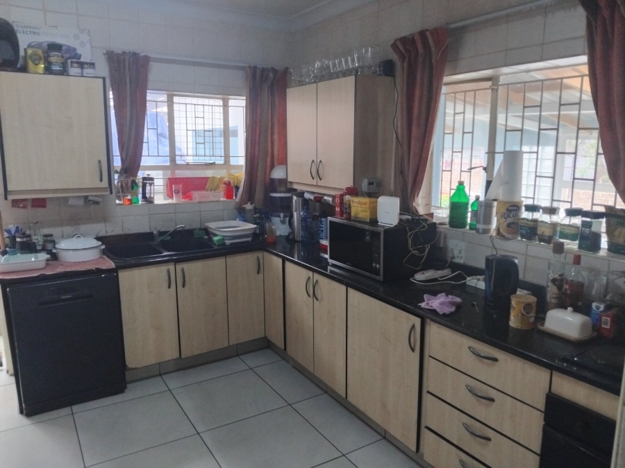 4 Bedroom Property for Sale in Edenvale Central Gauteng