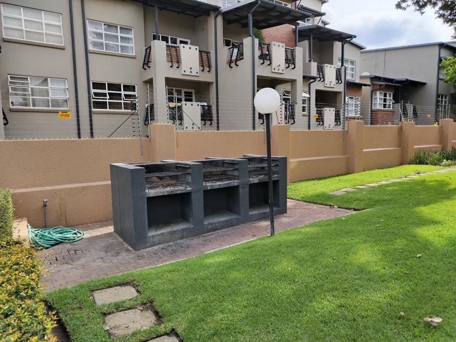 To Let 2 Bedroom Property for Rent in Lonehill Gauteng