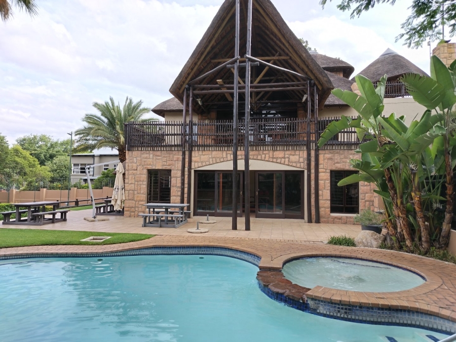 To Let 2 Bedroom Property for Rent in Lonehill Gauteng