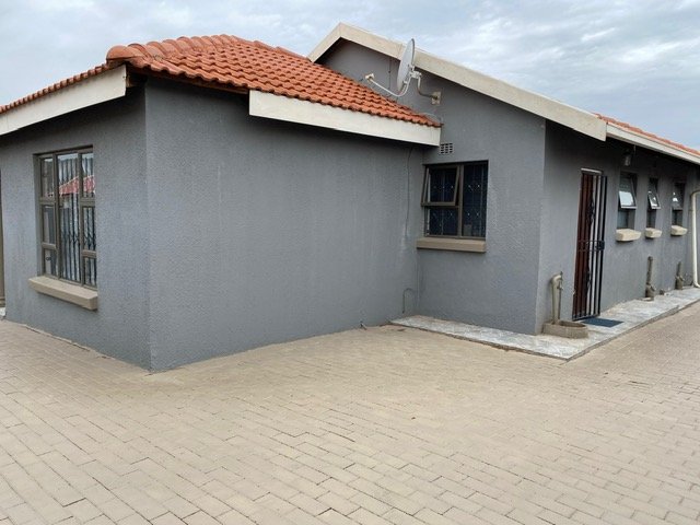 3 Bedroom Property for Sale in Naturena Gauteng