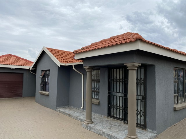 3 Bedroom Property for Sale in Naturena Gauteng