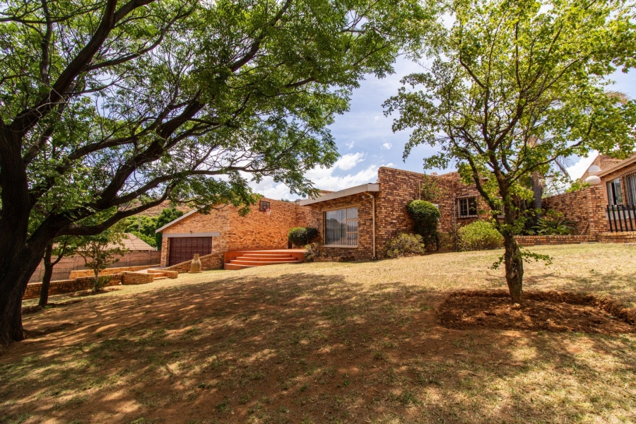 3 Bedroom Property for Sale in Suideroord Gauteng