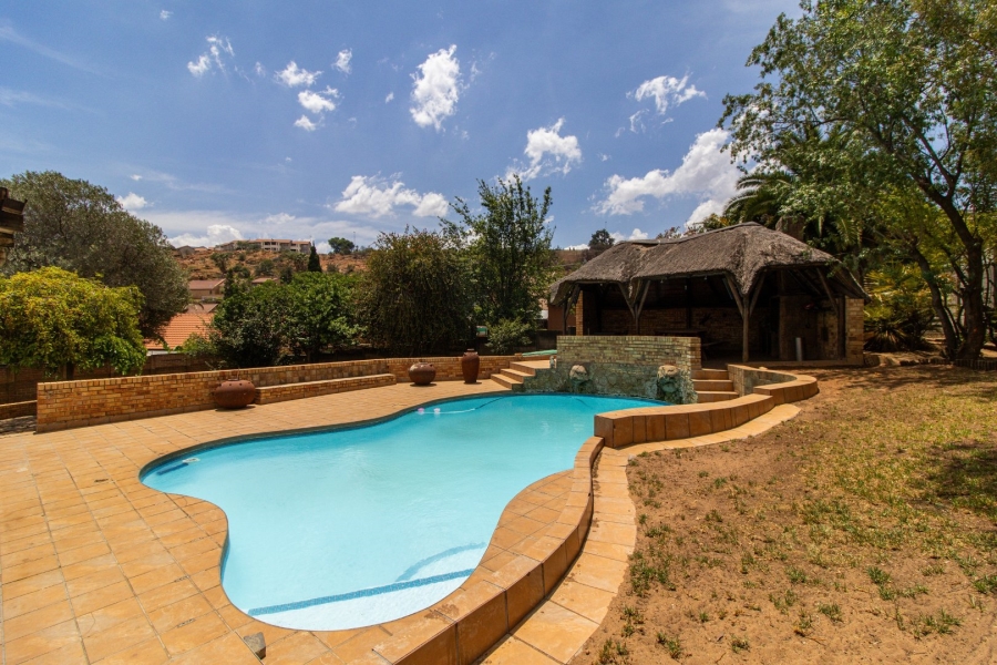 3 Bedroom Property for Sale in Suideroord Gauteng