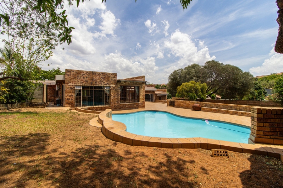 3 Bedroom Property for Sale in Suideroord Gauteng