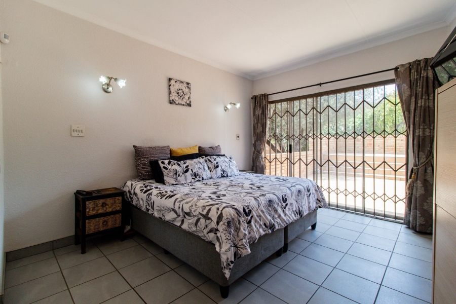 3 Bedroom Property for Sale in Suideroord Gauteng