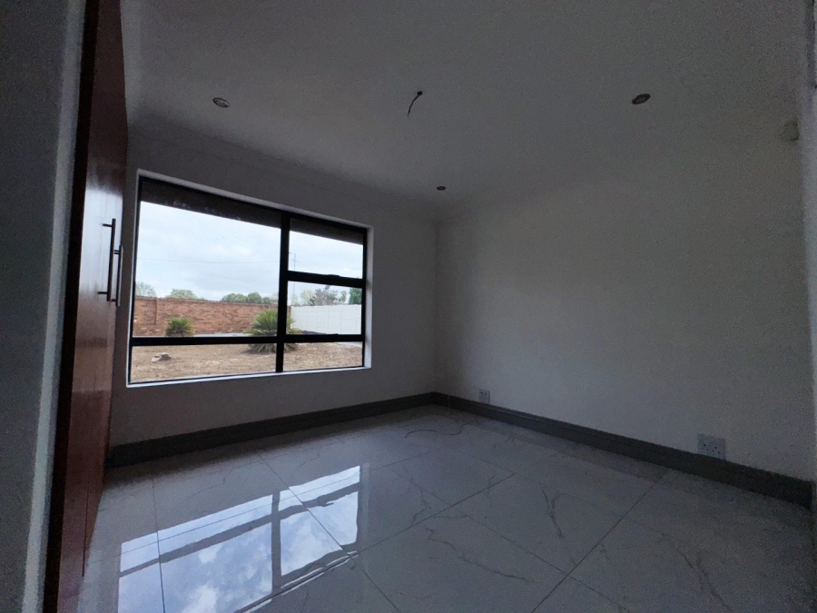 3 Bedroom Property for Sale in Erasmia Gauteng