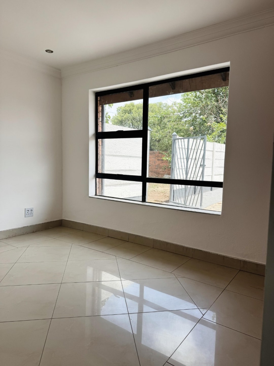 3 Bedroom Property for Sale in Erasmia Gauteng