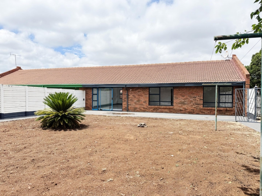 3 Bedroom Property for Sale in Erasmia Gauteng