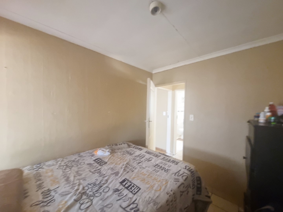 2 Bedroom Property for Sale in Dawn Park Gauteng