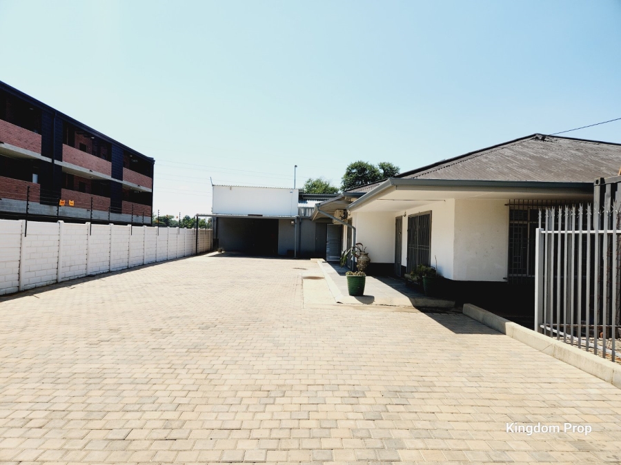 To Let commercial Property for Rent in Villieria Gauteng