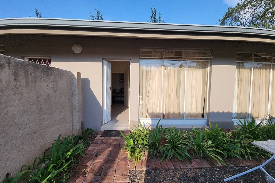 6 Bedroom Property for Sale in Monument Park Gauteng