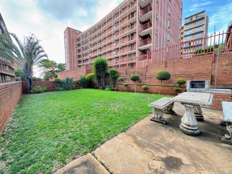 2 Bedroom Property for Sale in Wonderboom South Gauteng