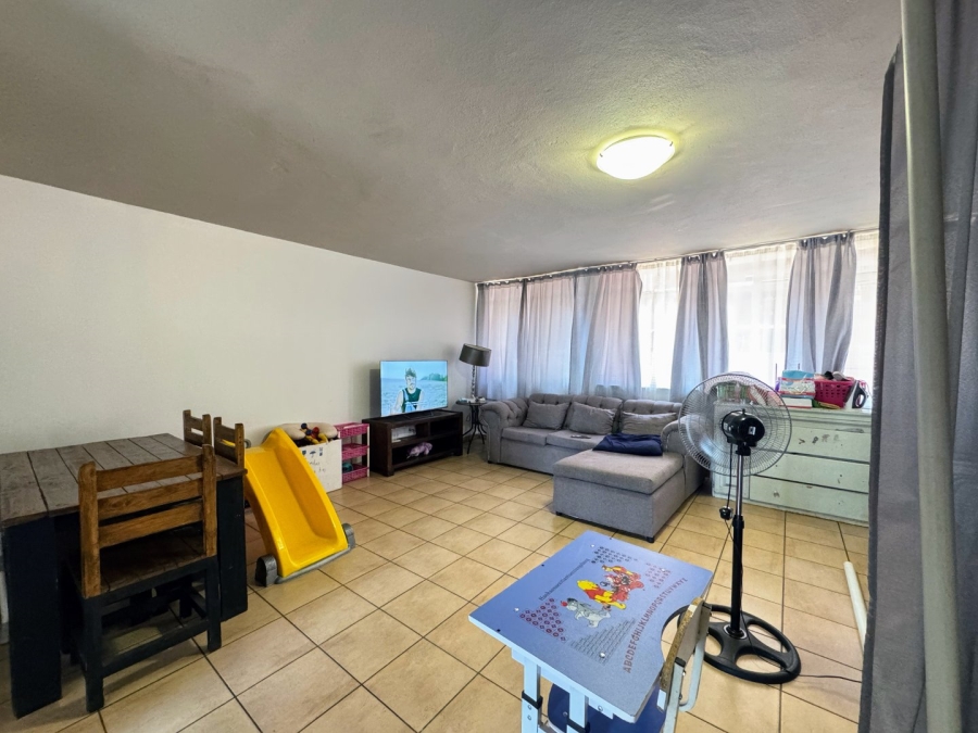 2 Bedroom Property for Sale in Wonderboom South Gauteng