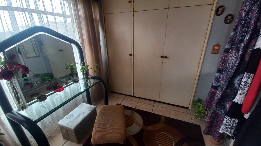 1 Bedroom Property for Sale in Witpoortjie Gauteng