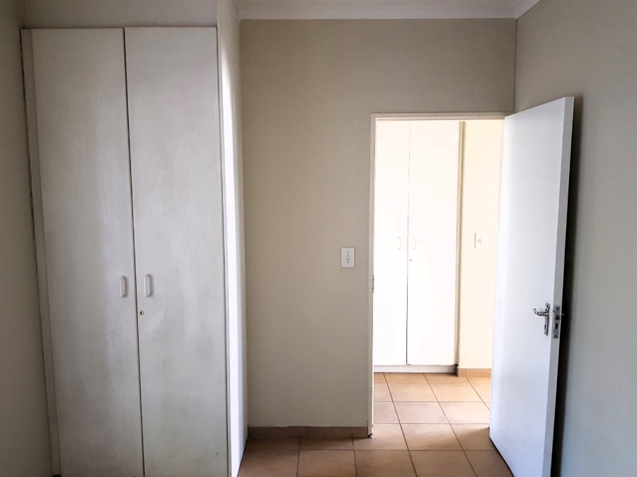 To Let 3 Bedroom Property for Rent in Lynnwood Glen Gauteng