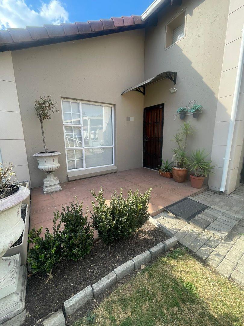 2 Bedroom Property for Sale in Kensington Gauteng