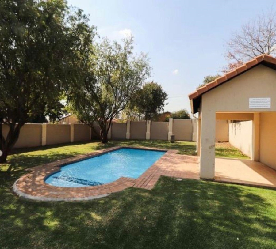 2 Bedroom Property for Sale in Kensington Gauteng