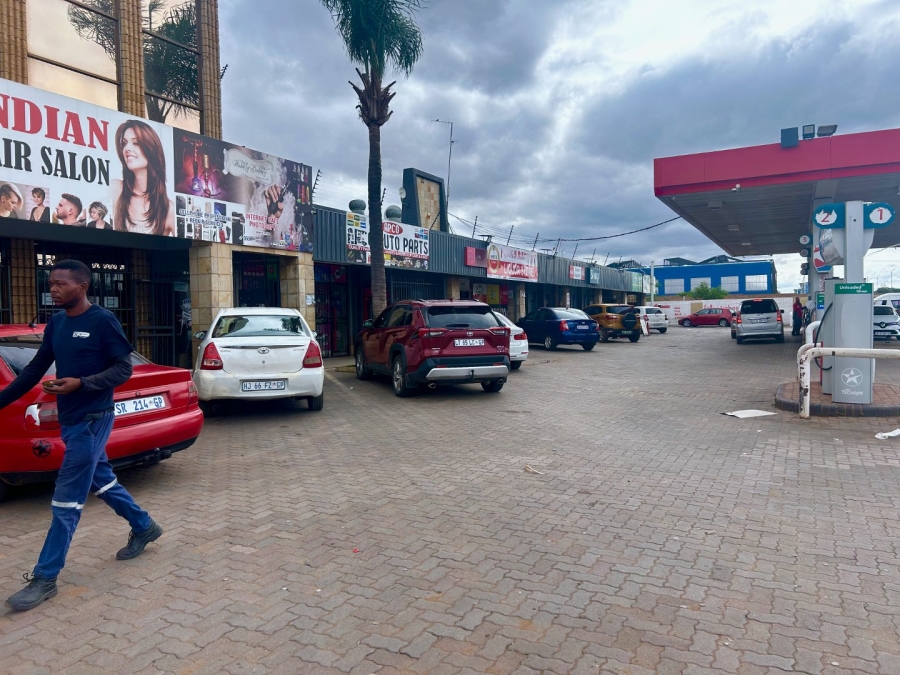 Commercial Property for Sale in Kirkney Gauteng