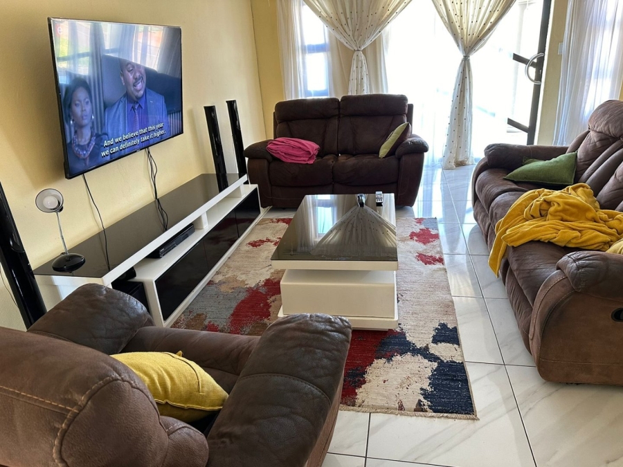 3 Bedroom Property for Sale in The Orchards Gauteng