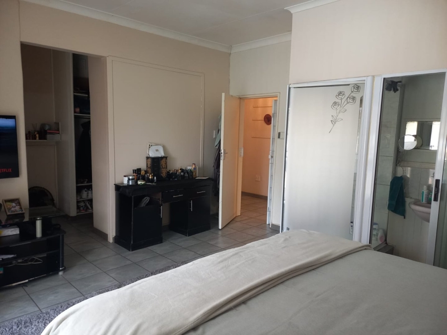 3 Bedroom Property for Sale in Heidelberg Proper Gauteng