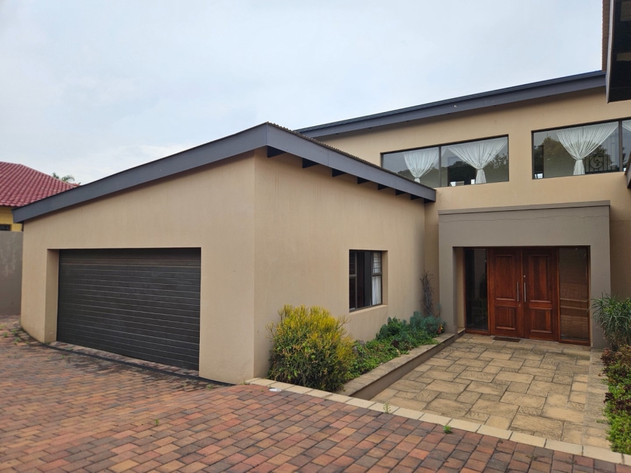 To Let 4 Bedroom Property for Rent in Randpark Ridge Gauteng