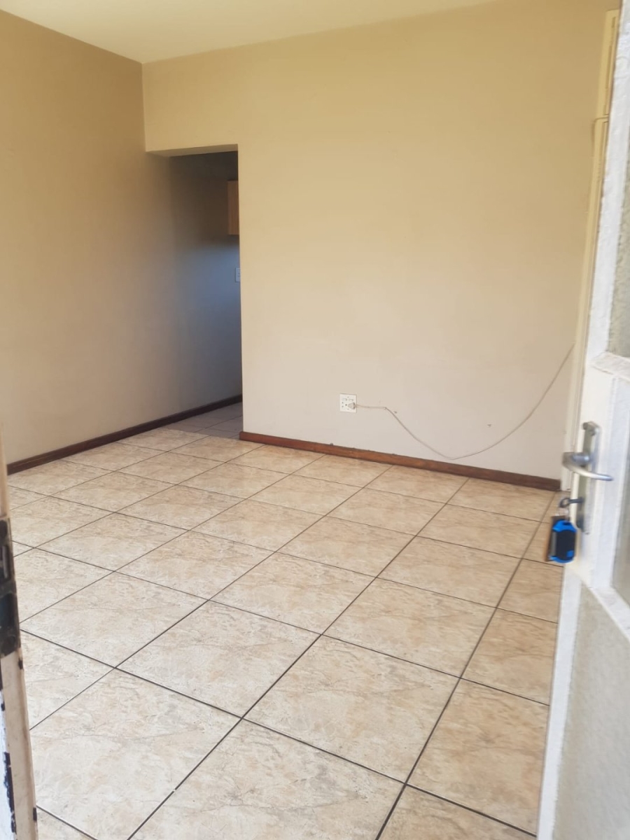 To Let 1 Bedroom Property for Rent in Witfield Gauteng