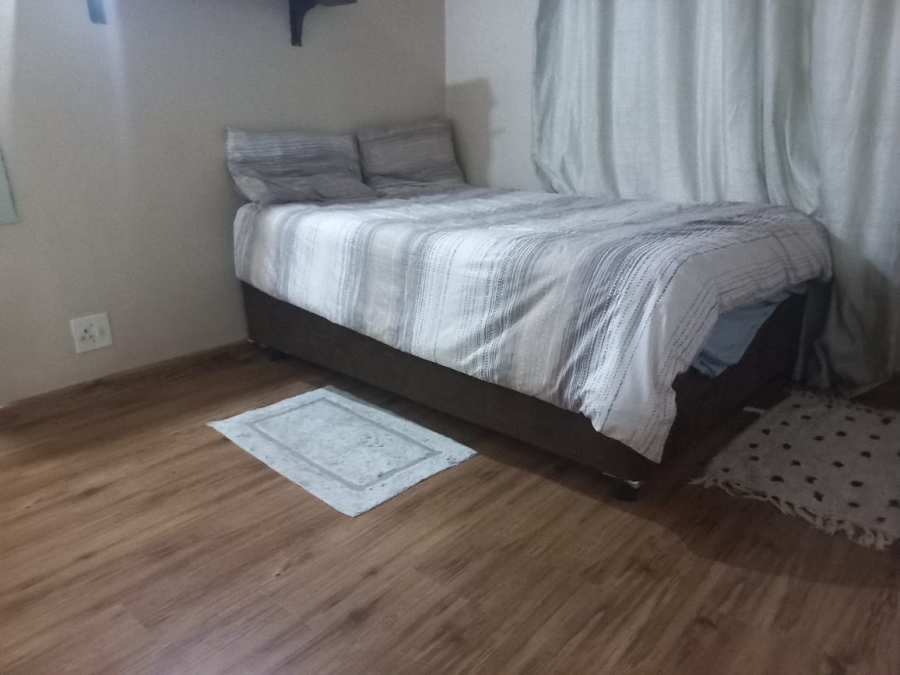 To Let  Bedroom Property for Rent in La Montagne Gauteng