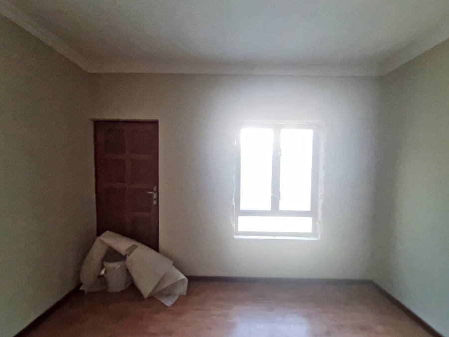 To Let 2 Bedroom Property for Rent in Bedfordview Gauteng