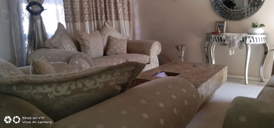 3 Bedroom Property for Sale in Leondale Gauteng