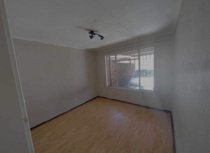 2 Bedroom Property for Sale in Birch Acres Gauteng