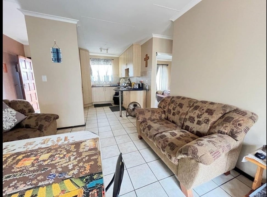 2 Bedroom Property for Sale in Minnebron Gauteng