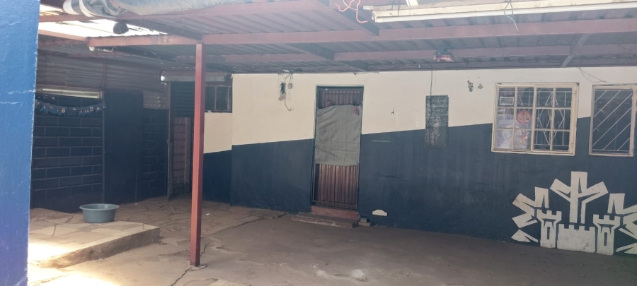 2 Bedroom Property for Sale in Lenasia Gauteng