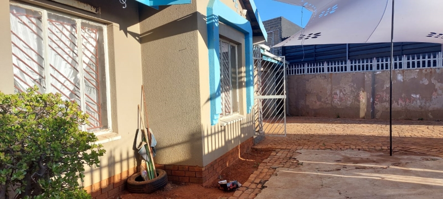 3 Bedroom Property for Sale in Lenasia Ext 13 Gauteng