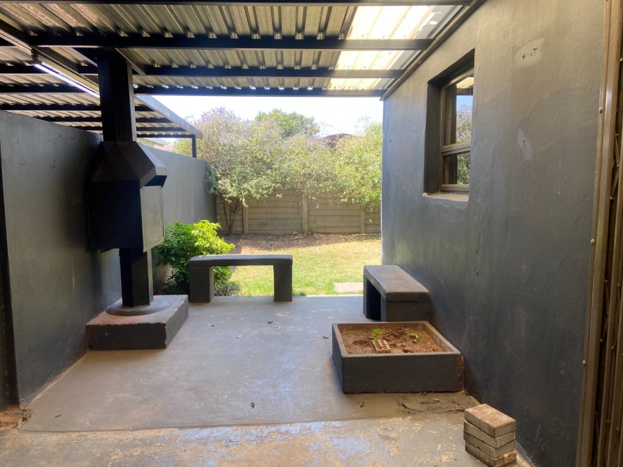 To Let 3 Bedroom Property for Rent in Krugersdorp West Gauteng