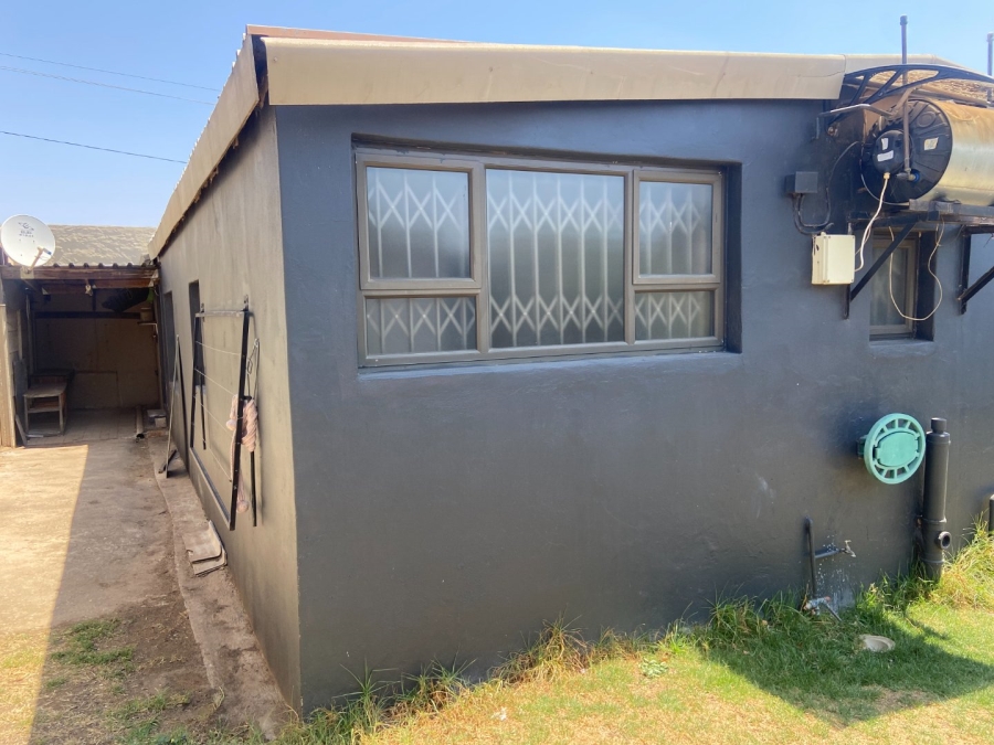 To Let 3 Bedroom Property for Rent in Krugersdorp West Gauteng