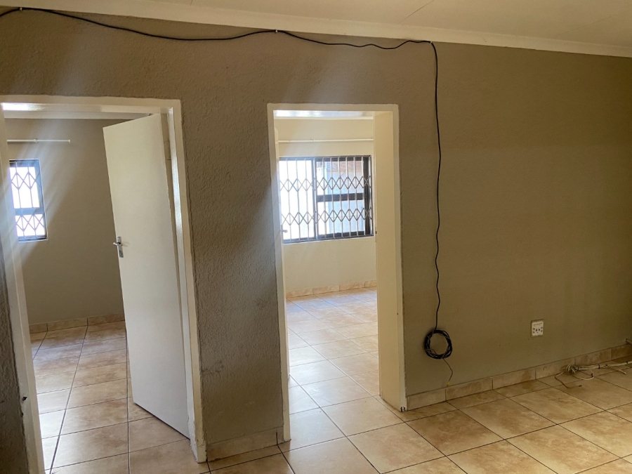 To Let 3 Bedroom Property for Rent in Krugersdorp West Gauteng