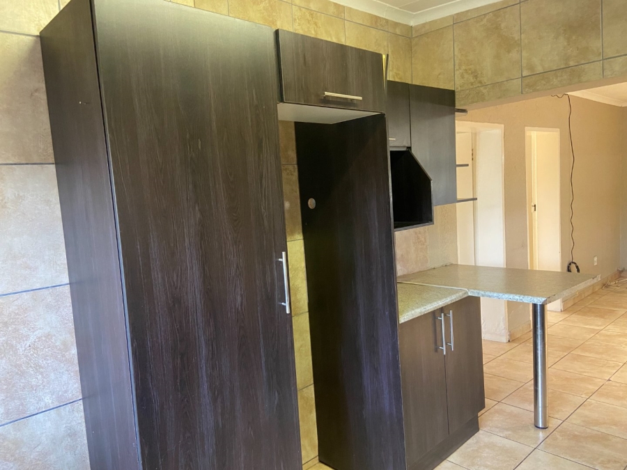 To Let 3 Bedroom Property for Rent in Krugersdorp West Gauteng