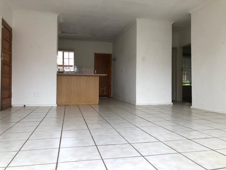 To Let 2 Bedroom Property for Rent in Amberfield Heights Gauteng